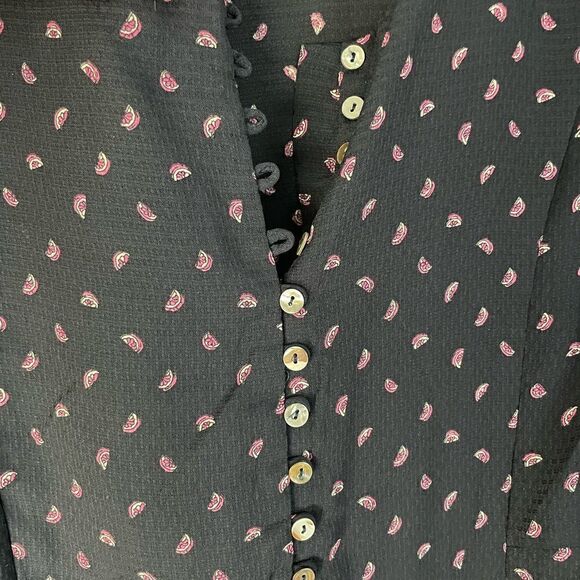 Q&A Sleeveless Blouse 1X  - Picture 3 of 14